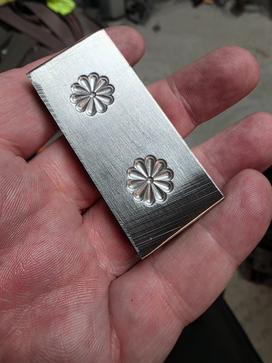 Concho impression die