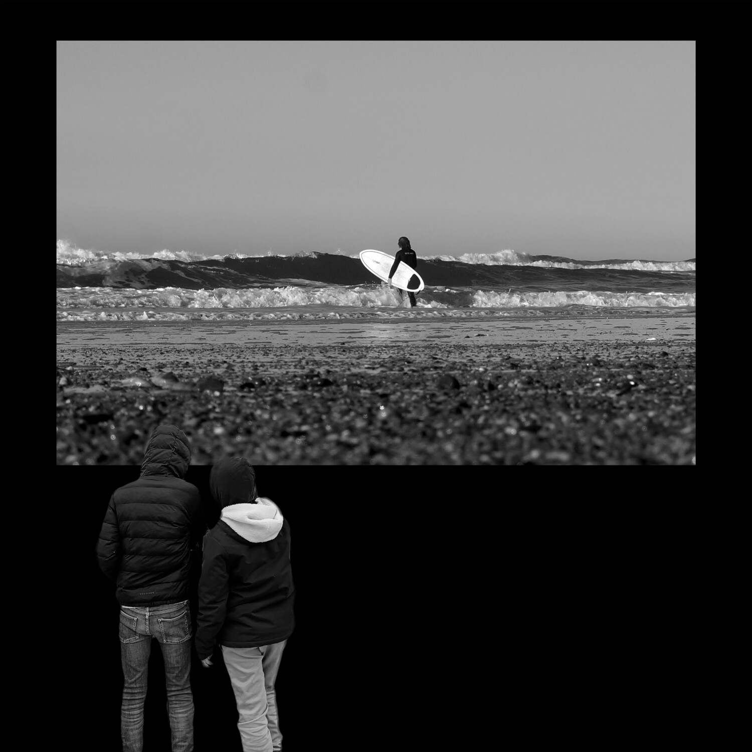 &quot;Regard d&#39;enfants&quot; Surfer solitaire