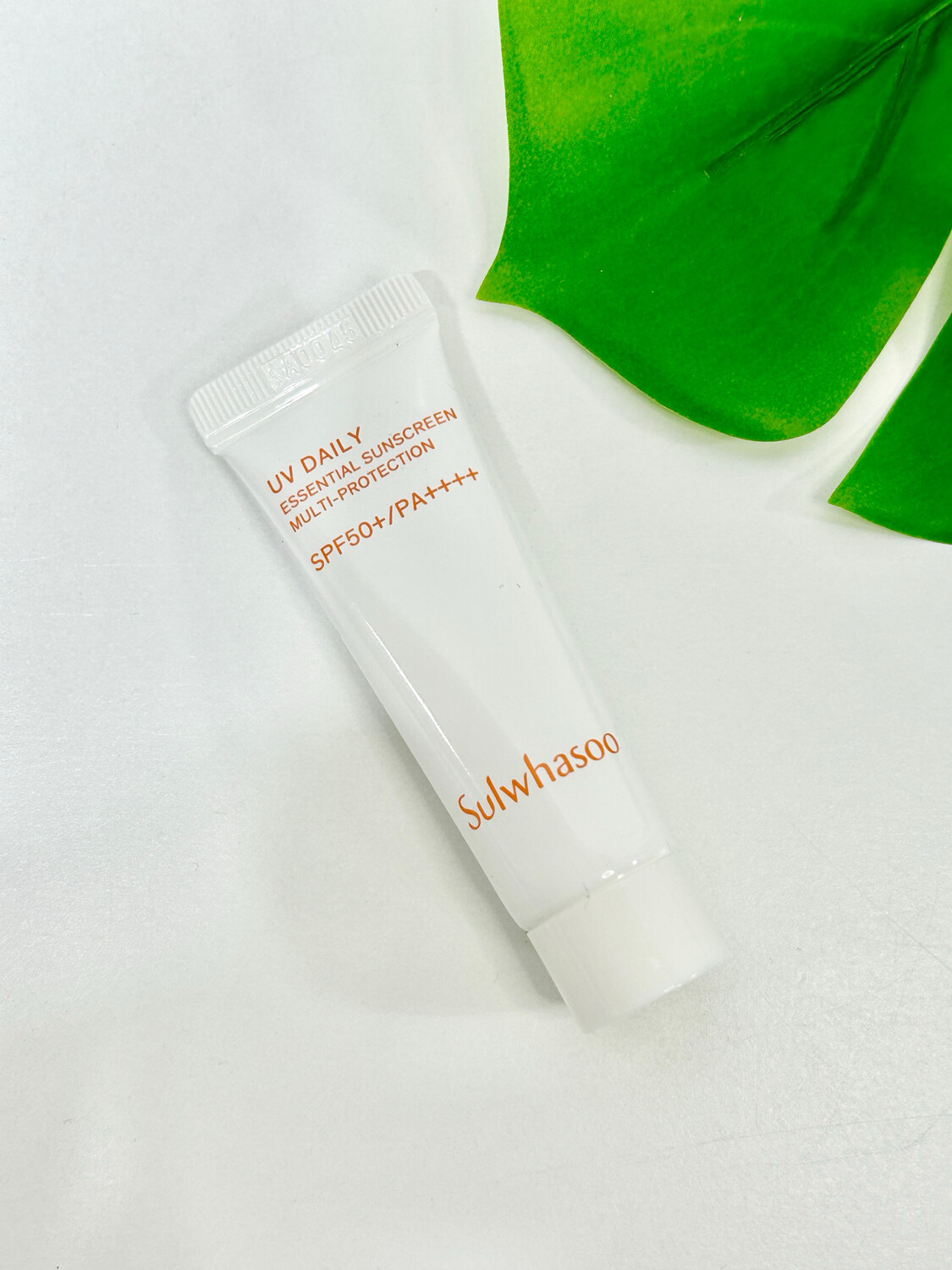 [408550]Sulwhasoo UV DAILY ESSENTIAL SUNSCREEN MULTI-PROTECTION SPF50+/PA++++ [B-6-4]