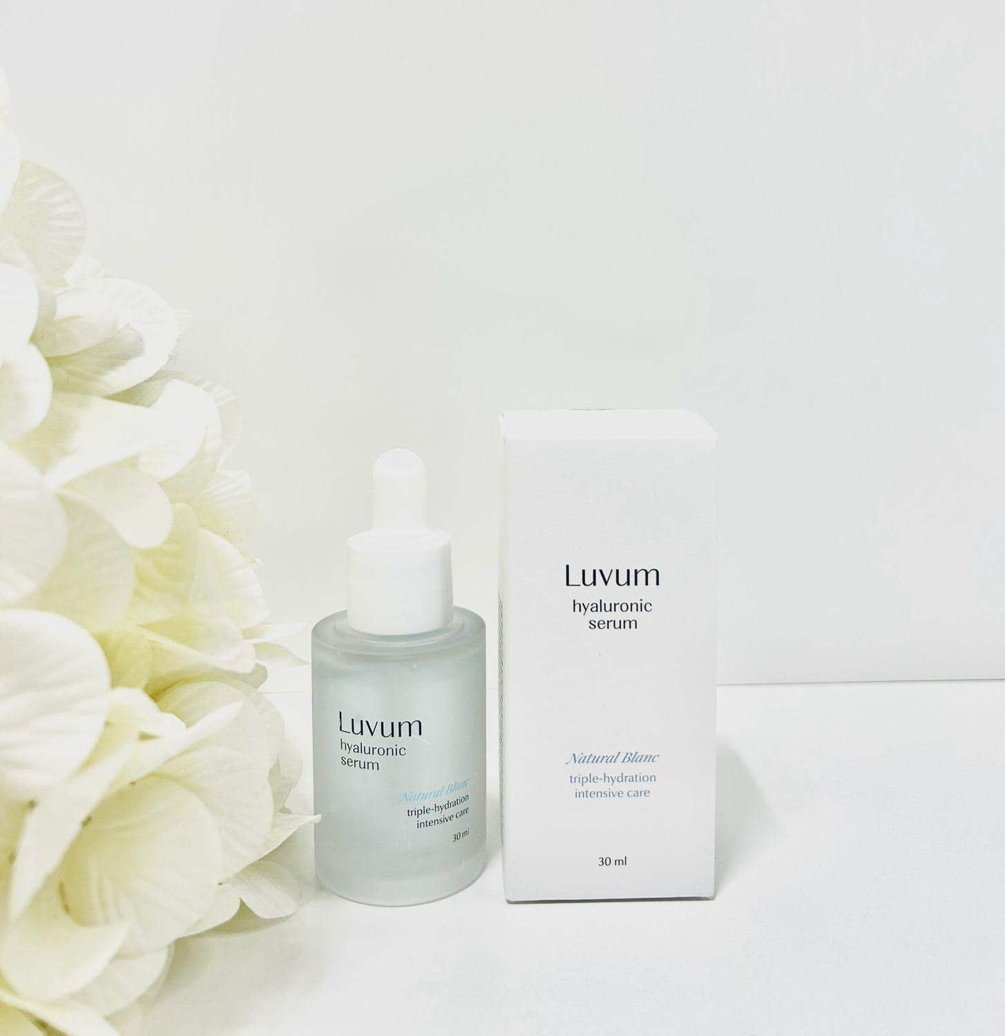 [650129] Luvum Natural Blanc Hyaluronic Serum 30ml