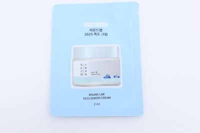 759091 (Sample) Round Lab 1025 Dokdo Cream 2ml*100ea Pack