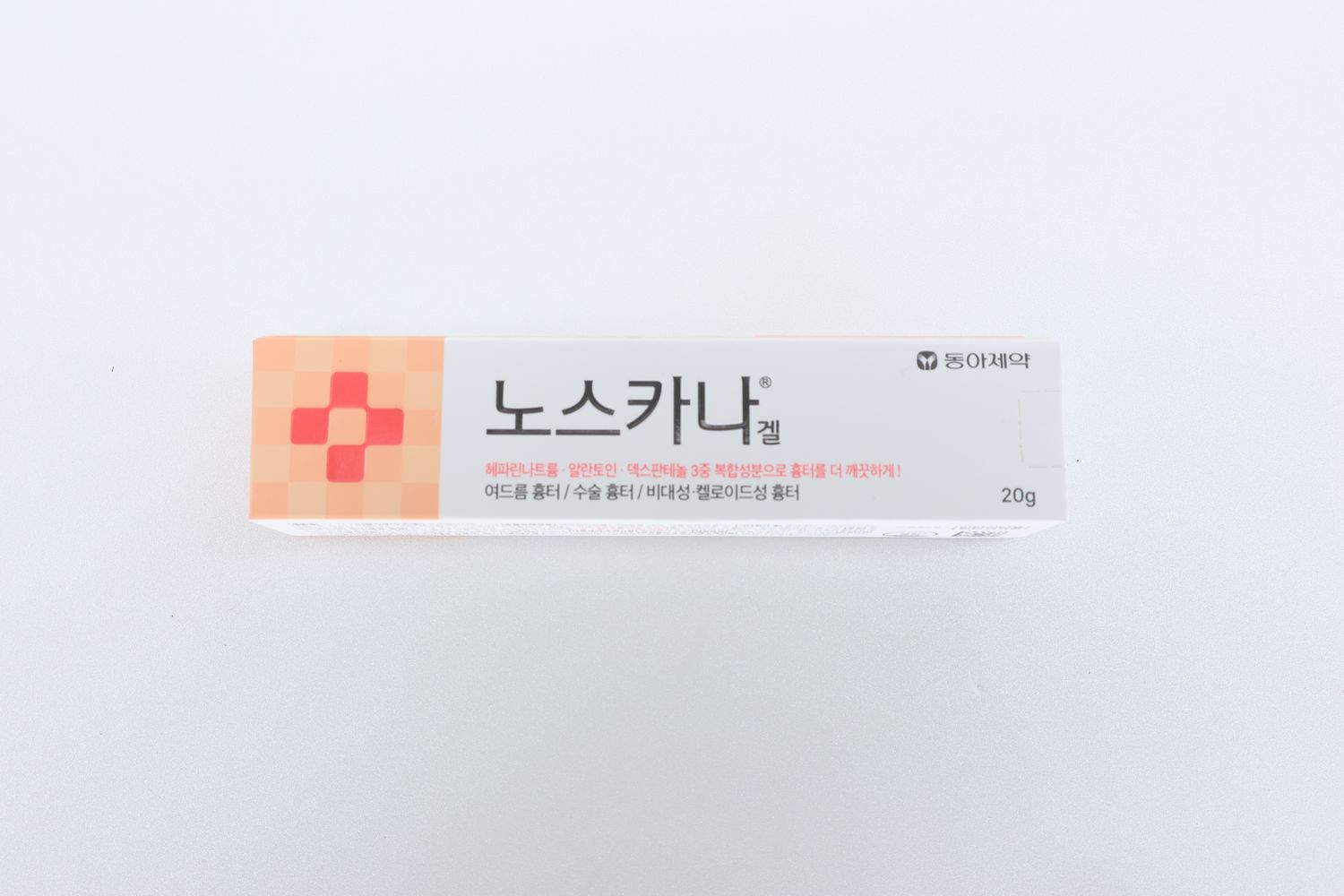 Noscarna Gel – гель для заживления шрамов и рубцов, 20 г Эффективное восстановление кожи после повреждений, акне и операций.
