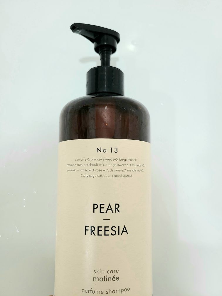 [758662]Mise En Scene №13 Pear Freesia Perfume Shampoo 900ml