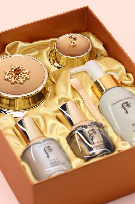 51107140 The History of Whoo Cheongidan Radiant Regenerating Eye Cream Special Set