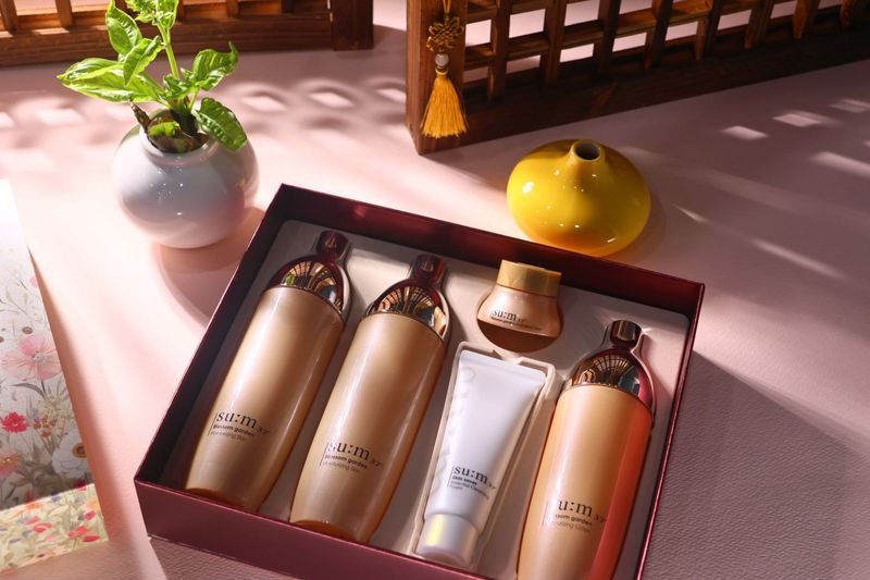 51905892 SUM37 Blossom Garden Special Set