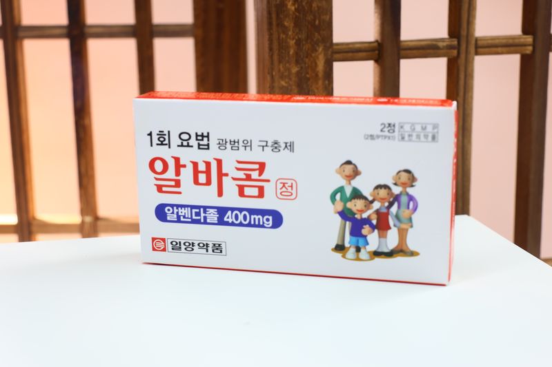 028710 Ilyang Pharmaceutical Albacom Tablets 2정