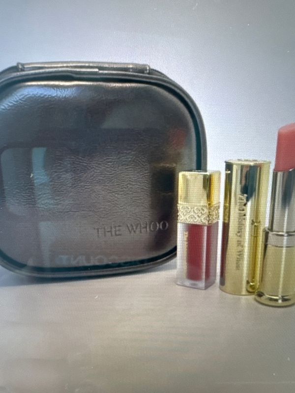 The Whoo lip balm set