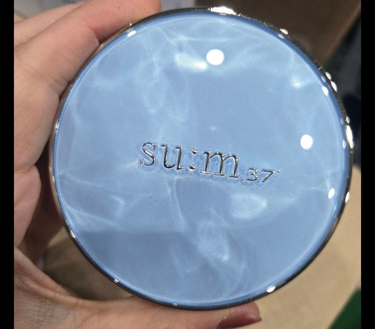 Su:m37 Water-Full Mesh Cushion Glow 01. Light Beige