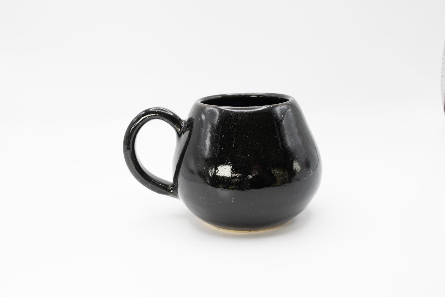 Rounded Mug in Black - 14oz
