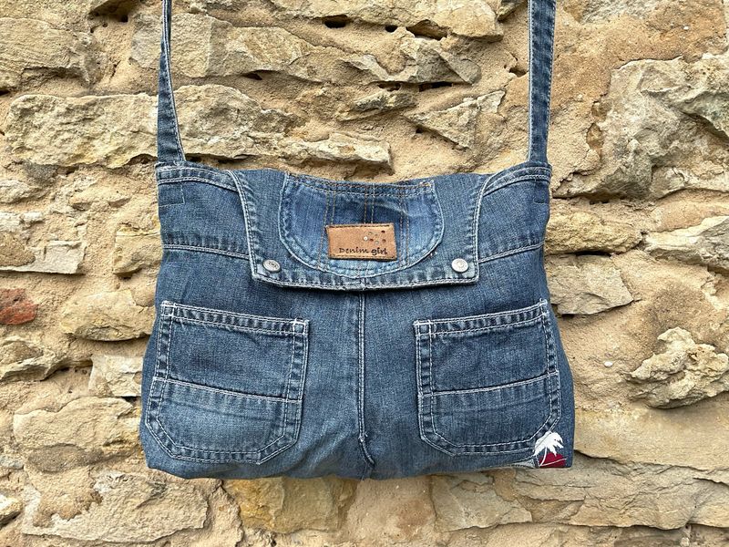 Jeanstasche kleine Handtasche mit Klappe Jeanstasche kleine Handtasche mit Klappe