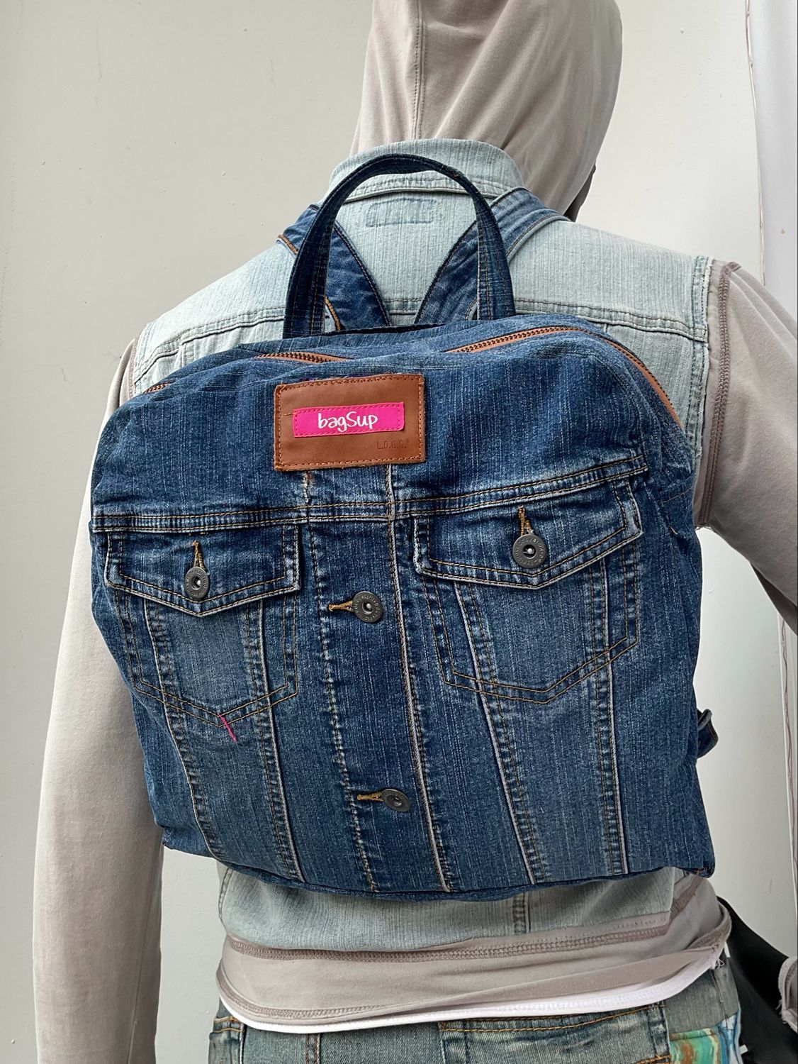 Jeans Rucksack aus Jeansjacke