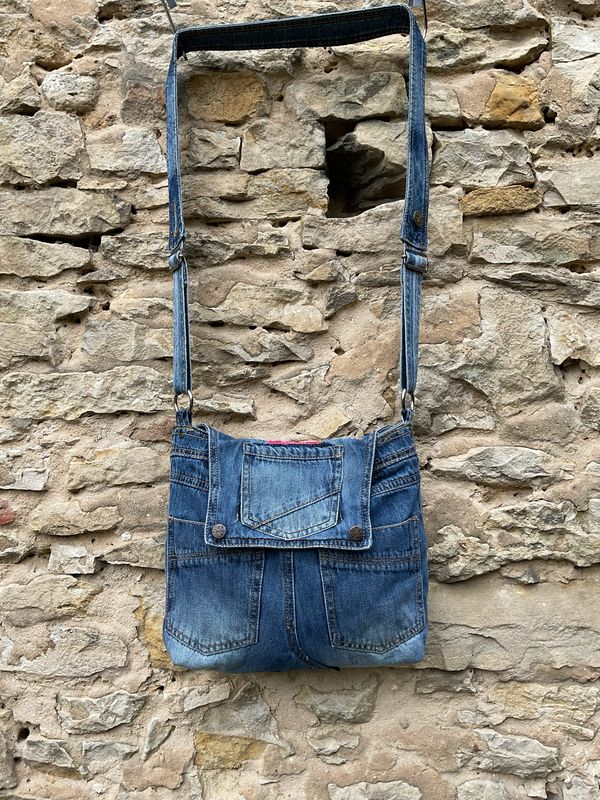 Jeanstasche kleine Handtasche mit Klappe Jeanstasche kleine Handtasche mit Klappe