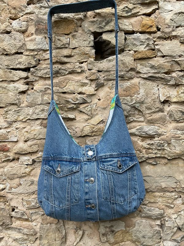 Hobobag Jeanstasche aus Jeansjacke Hobobag Jeanstasche aus Jeansjacke