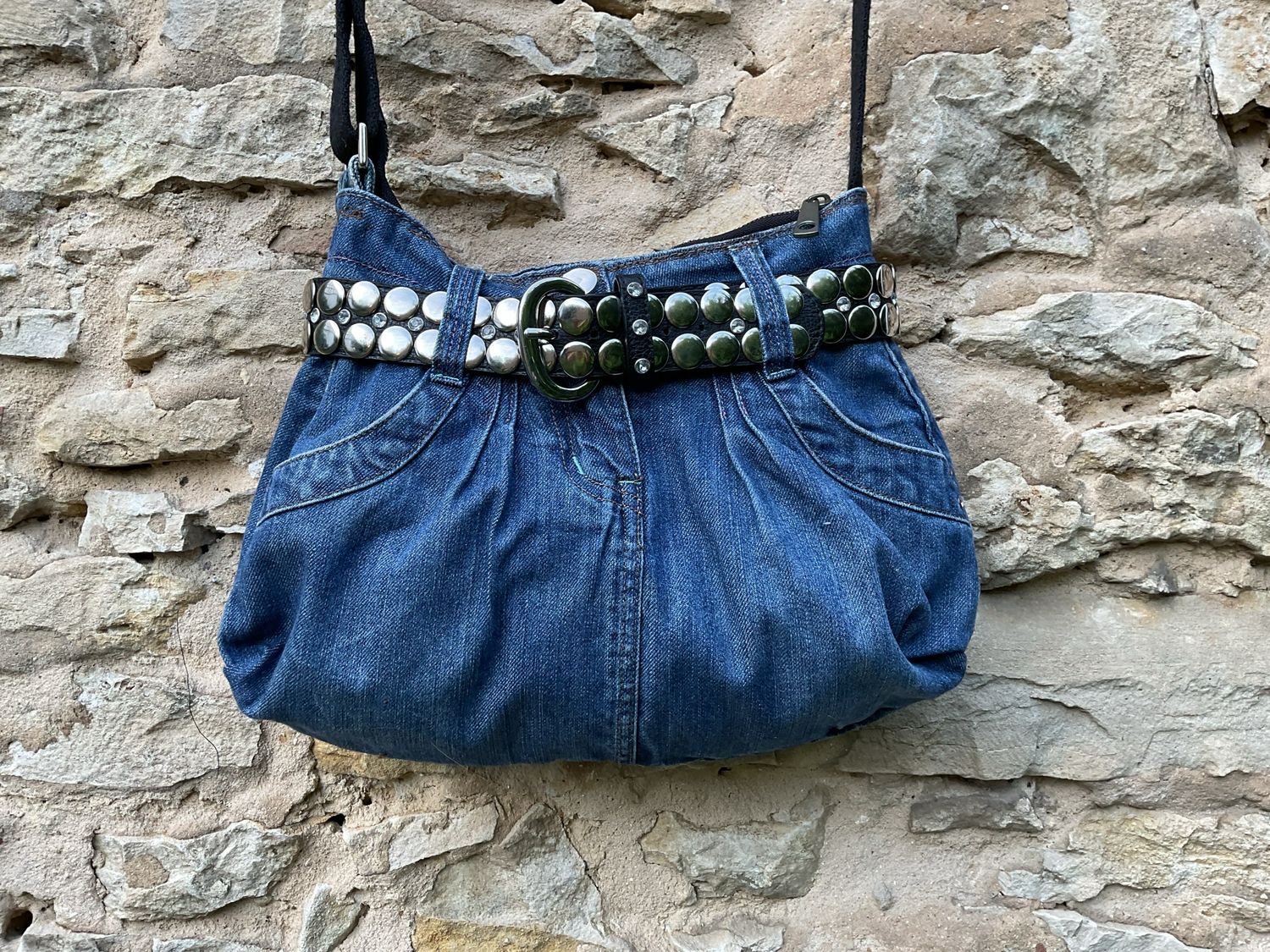 Jeanstasche Handtasche mit Nietengürtel Jeanstasche Handtasche mit Nietengürtel