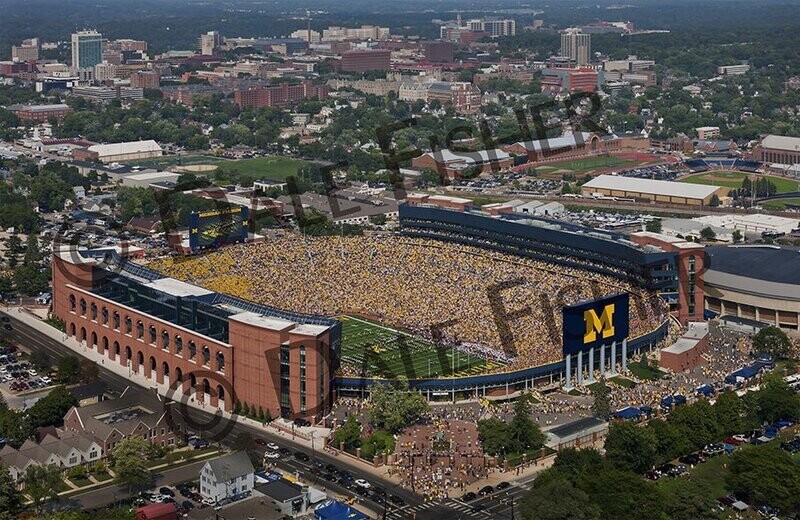 U-M Stadium – 1st Game with New Scoreboards