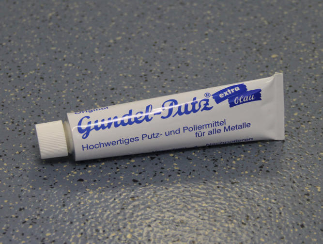 Original “Gundel-Putz” Putz- und Poliermittel