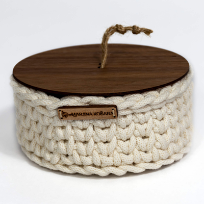 Cosy Caps – Okrogla srednja