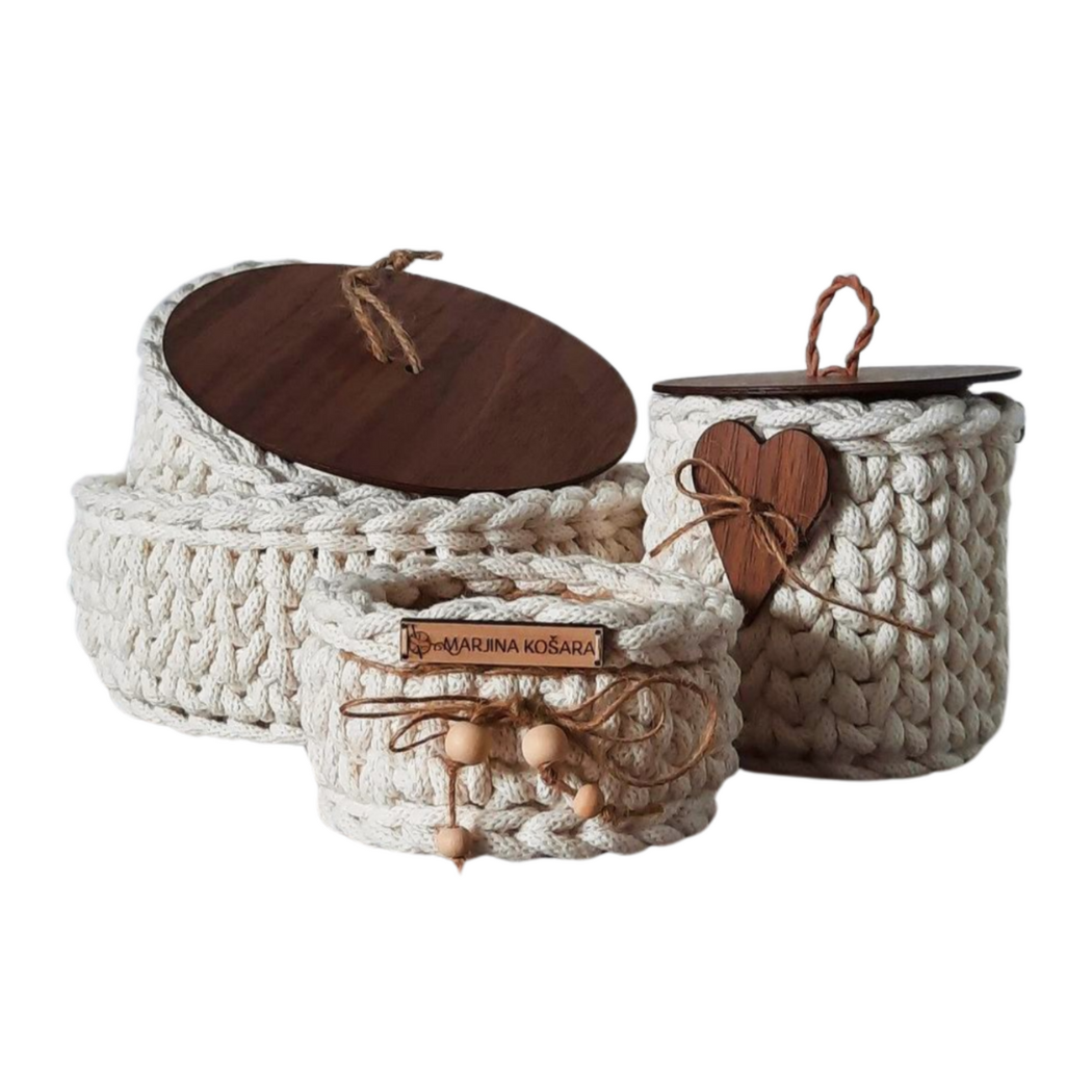 Cosy Caps – Okrogla srednja