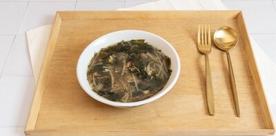 Detoxifying Burdock Miso Soup 🌱