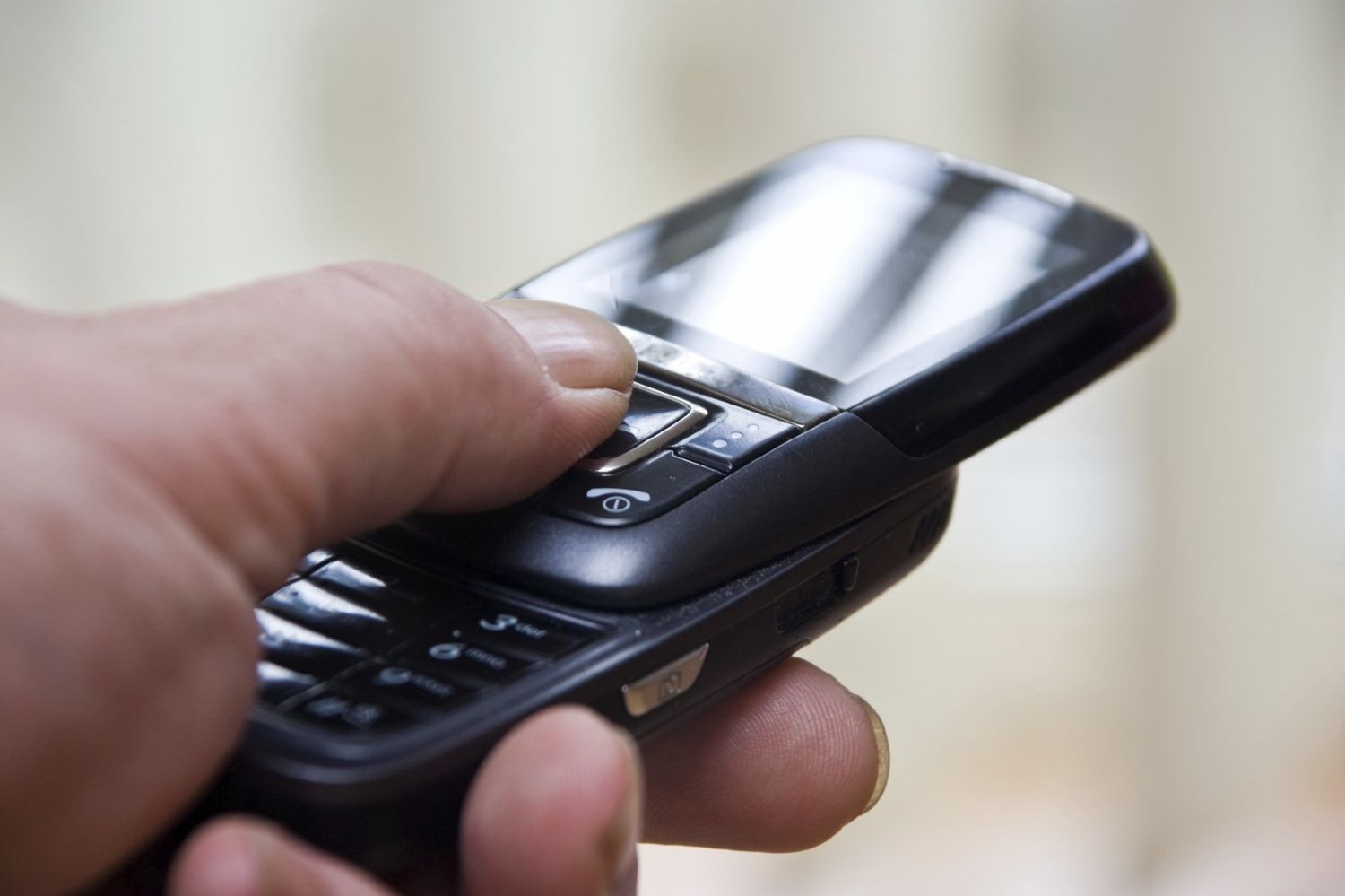 Voyance par sms "une question par sms " "Tirage oracles et tarots"