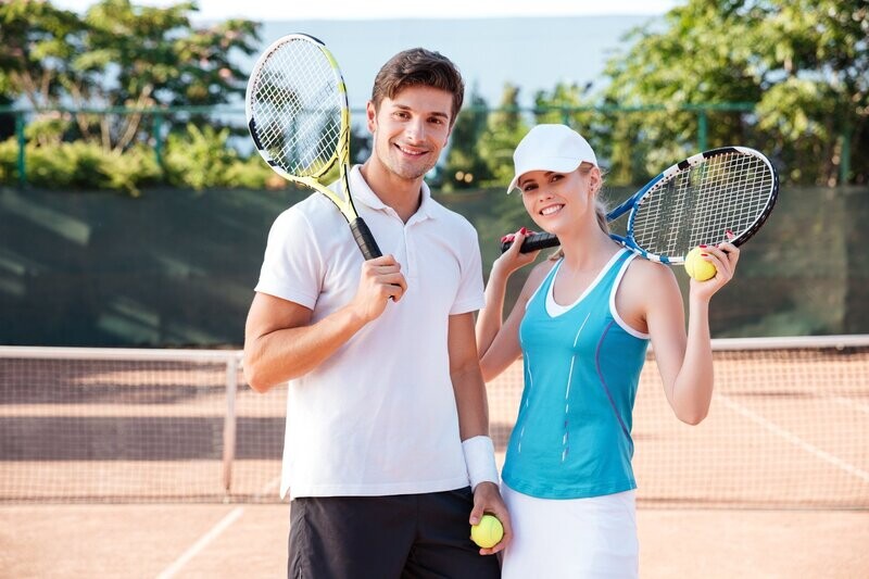 TENNIS