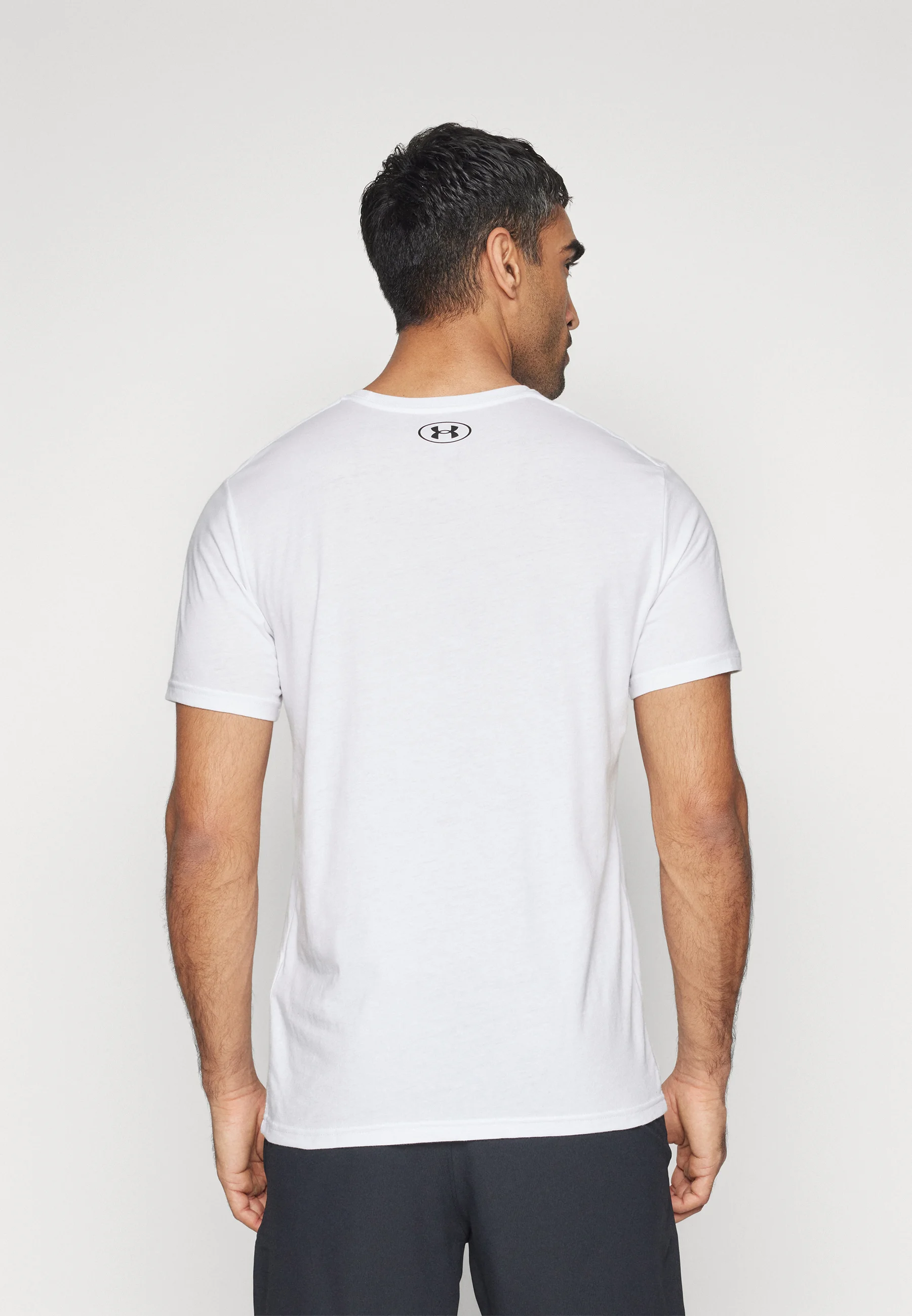 UNDER ARMOUR FOUNDATION UPDATE T SHIRT