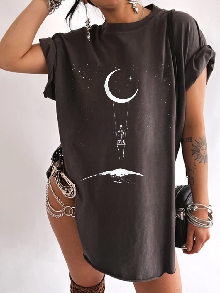 Skeleton in Outer Space Printed Women&#39;s Summer T-shirt