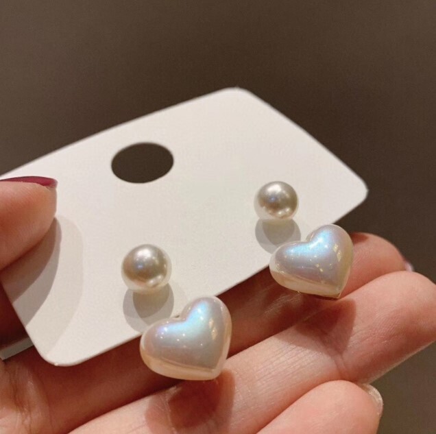 Kawaii Heart Pearl Earrings