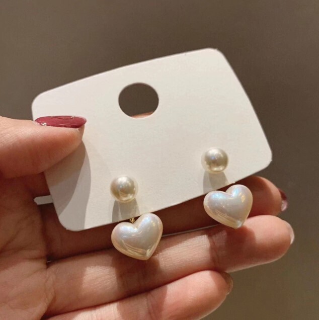 Kawaii Heart Pearl Earrings