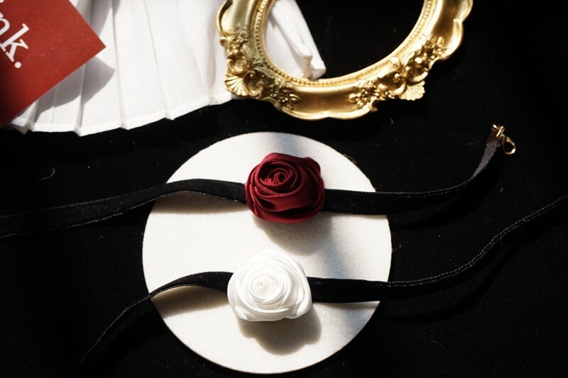 Gothic Victorian velvet Rose Chekr Necklace