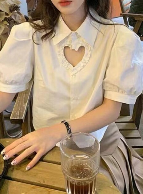 Kawaii heart Pattern Puff Sleeve Blouse
