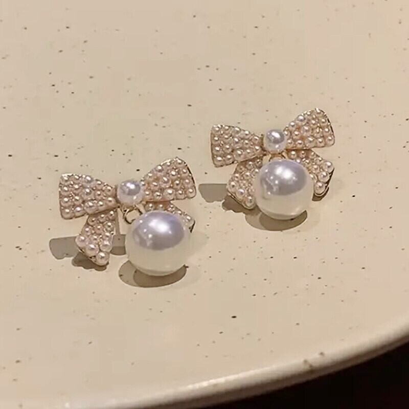Exquisite Bow Kawaii Pearl Earrings