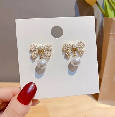 Exquisite Bow Kawaii Pearl Earrings