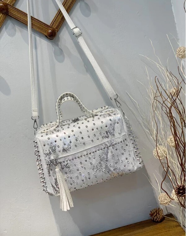 Stylish Large Capacity Rivet Women Tote Bag