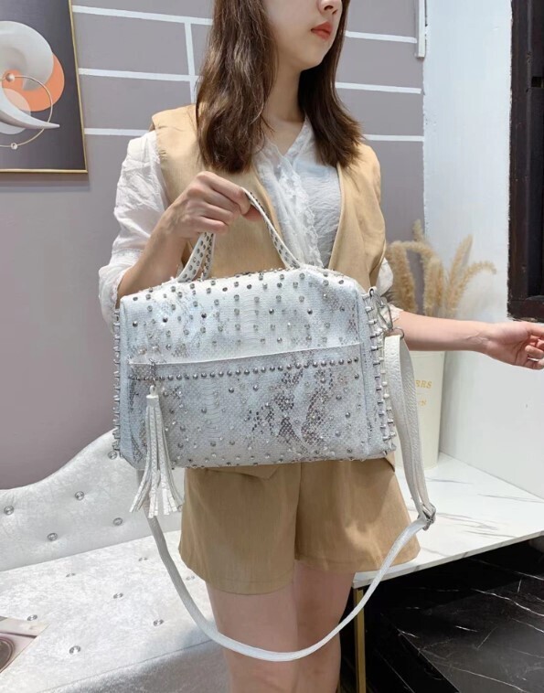 Stylish Large Capacity Rivet Women Tote Bag