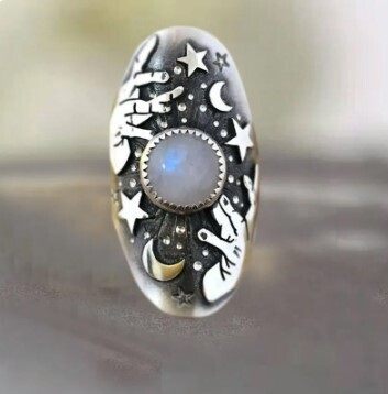 Whimsical Stars and Moon Vintage Style Ring