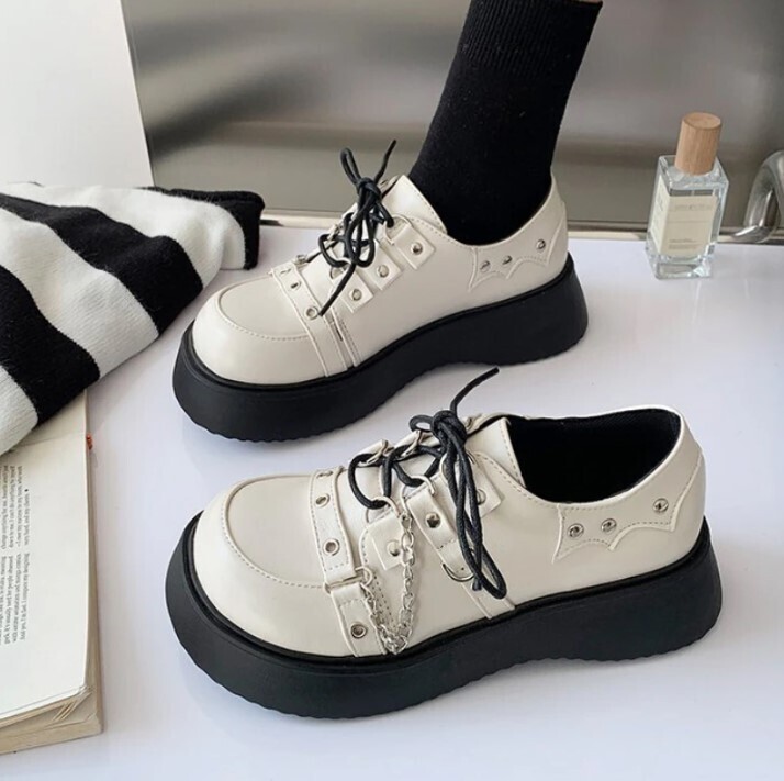 JK Student Lolita Japanese Style Platform Shoes in Black and White