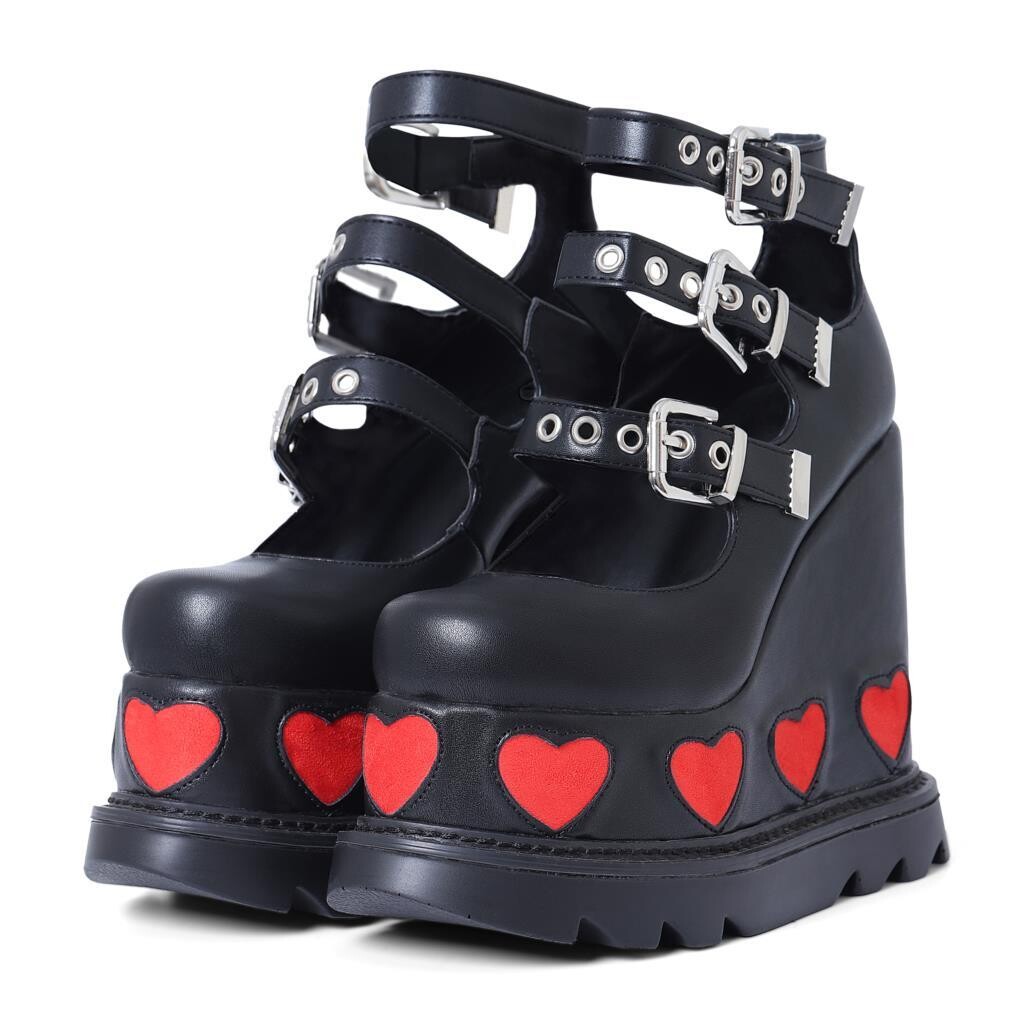 Black Gothic Hearts Chunky Heels Pumps