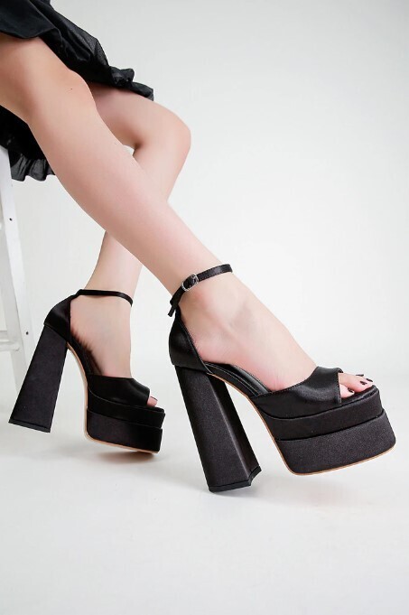 Block Heel Platform Sandals