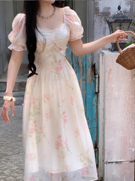 Beautiful Floral Print French Vintage Style Dress