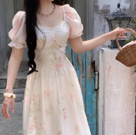 Beautiful Floral Print French Vintage Style Dress