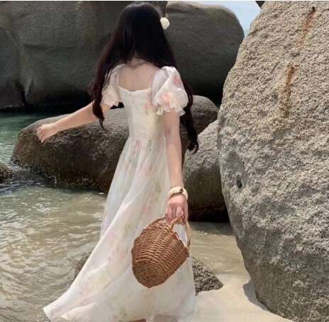 Beautiful Floral Print French Vintage Style Dress