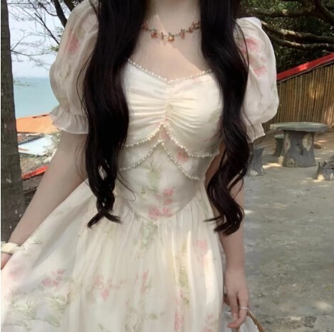 Beautiful Floral Print French Vintage Style Dress