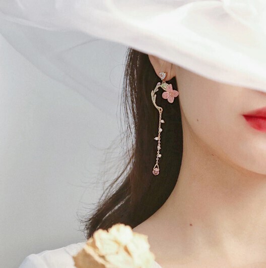 Beautiful Flower Asymmetrical Dangle Earrings