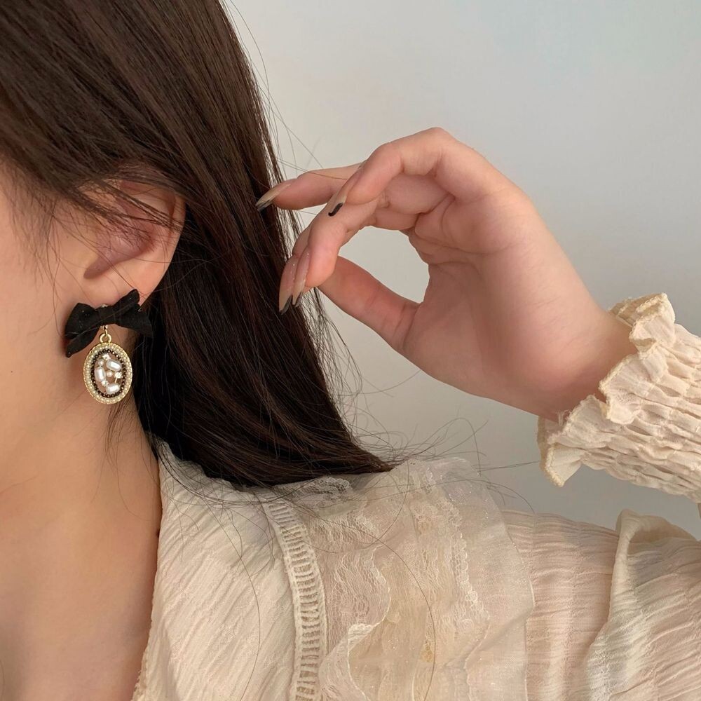 French Retro Sweet Fabric Bow Earrings