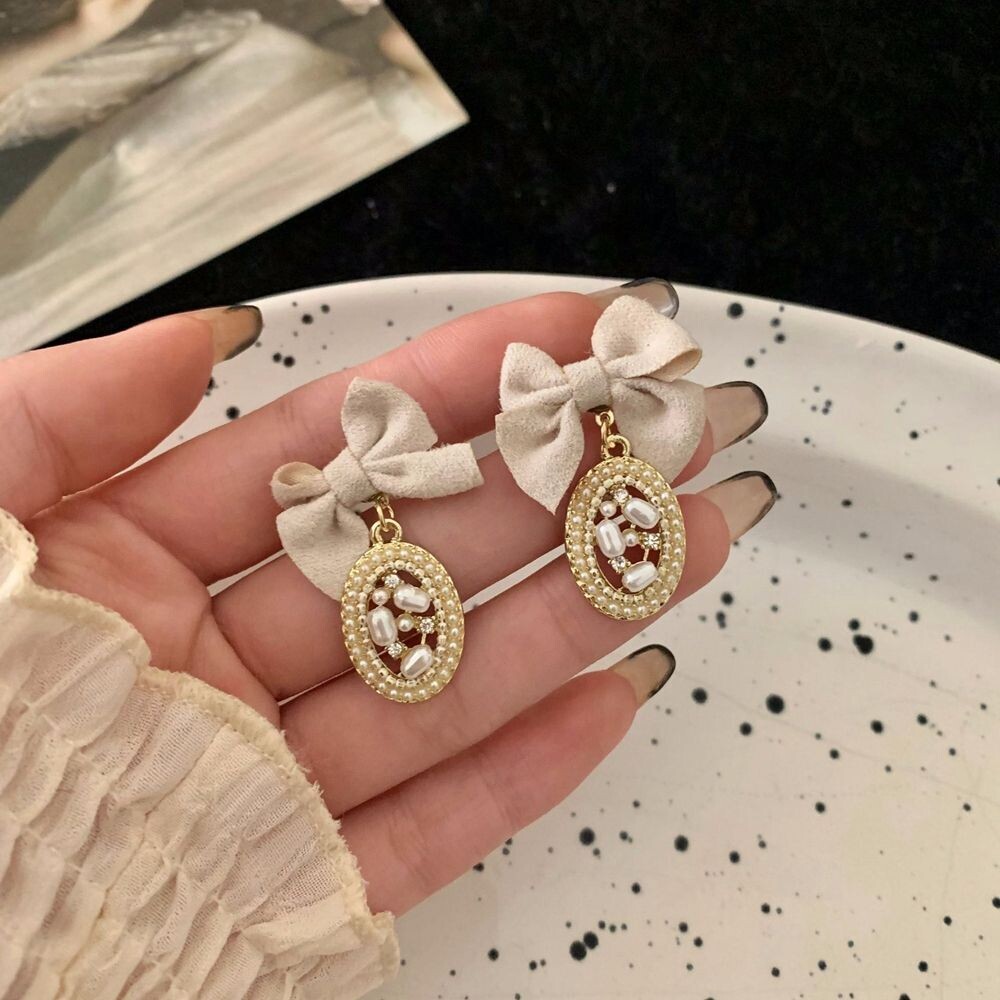 French Retro Sweet Fabric Bow Earrings