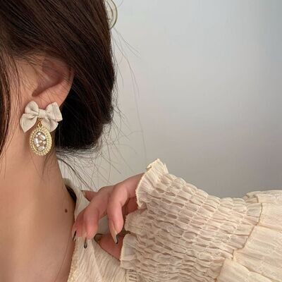 French Retro Sweet Fabric Bow Earrings
