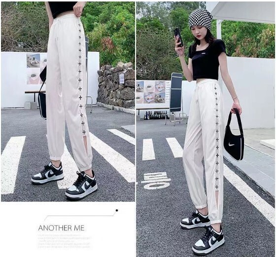 Women Casual Sweatpants in Black and White