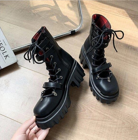 Chunky Heel Platform Cross Tied Black Gothic Punk Shoes