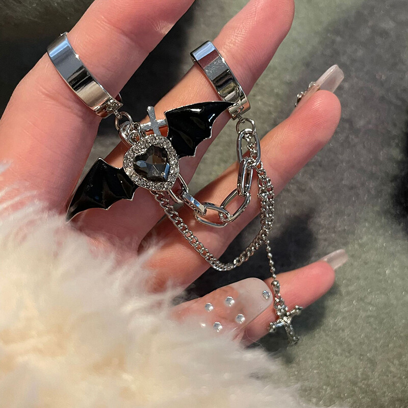 Y2k Gothic Black Bat Wing Chain Ring